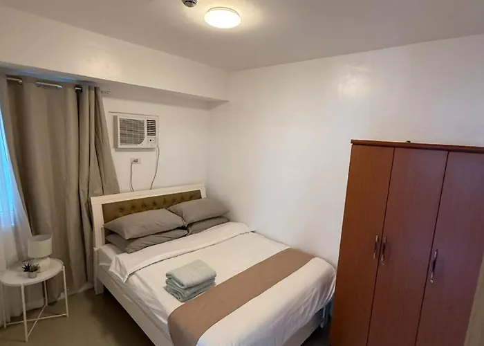 Spacious 2br At Moa * Manila